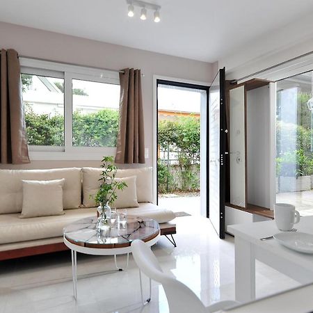 Alekos Luxury Suites Free 24H Transportation From - To Airport Artémida Eksteriør bilde